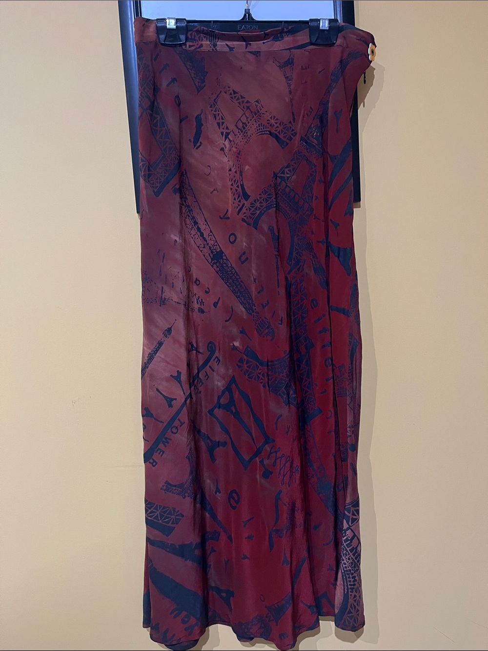 Unique Vintage Peach Berserk Midi Skirt Silkscreened Eiffel Tower Motif Sz S/M